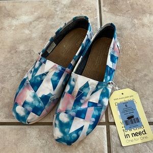 Toms shoes